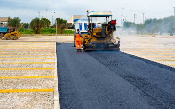Best Professional Driveway Pavers  in Lawrence, IN